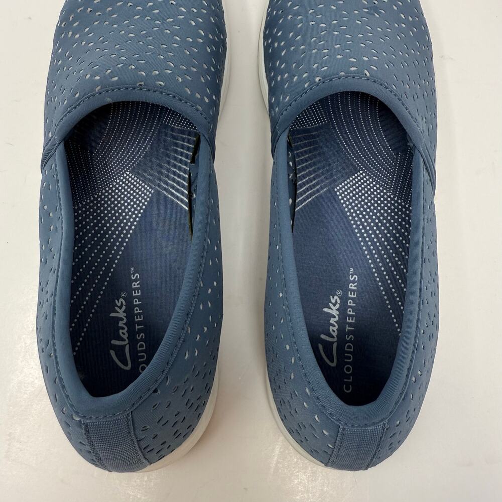 Clarks Cloudstepper Breeze Emily Slip On Shoes Womens 9 Blue Casual Comfort EUC - Picture 7 of 12